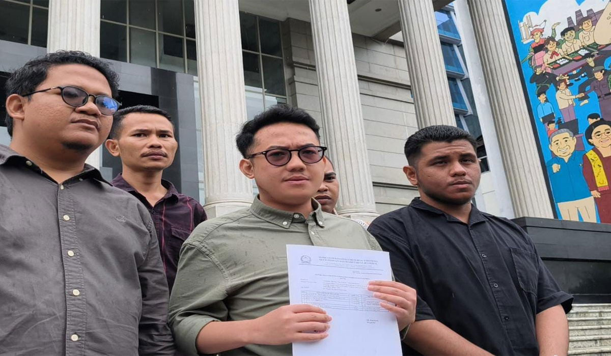 BREAKING! MK Tolak Gugatan Delpedro soal Pasal Penghasutan di KUHP, Ini Alasan Lengkapnya!